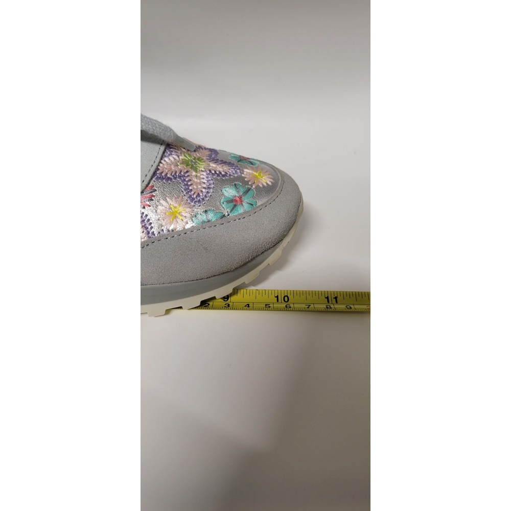 Gray Suede W M/C Floral Stitching Trim Johnny Was Lace Up Sneakers Size 37 - Picture 8 of 9